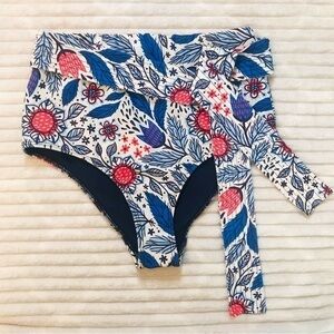 NWOT Mysso Floral Print High Waisted Belted Bikini Swimsuit Bottoms size Medium